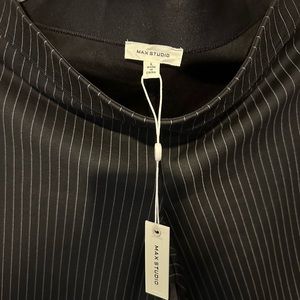 Max Studio size large pull on boot cut pants